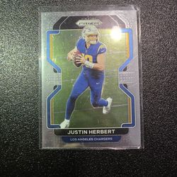 JUSTIN HERBERT CHARGERS PRIZM BLUE PANINI NFL SPORTS CARD!