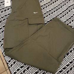 Nike Cargos
