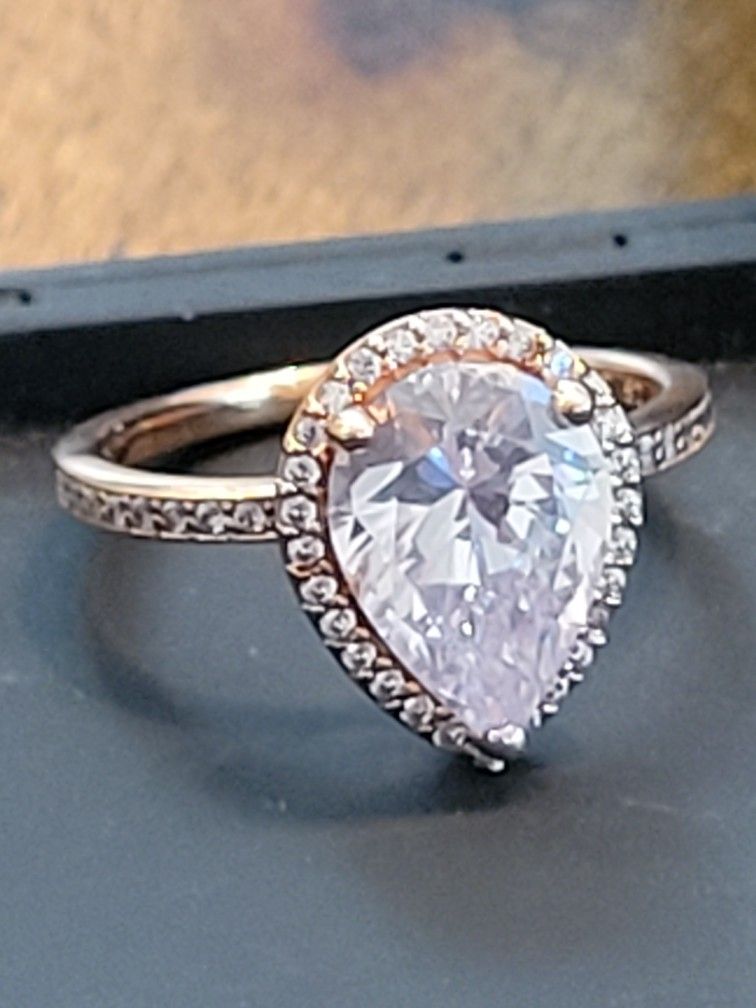 Pandora Teardrop Halo Ring