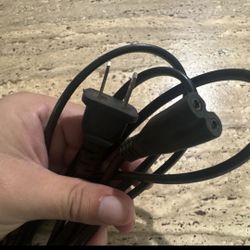 2-Prong Non-Polarized AC Power Cord Figure 8 / IEC C7