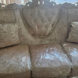 3 Piece Royal Vintage Classic Carved Villa Living Room Furniture Sofa Set
