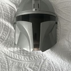 Mandalorian helmet