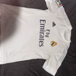 Real Madrid 15/16 Home Kit Sergio Ramos