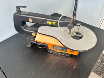Great Condition - WEN Scroll Saw, 16”, Variable Speed, Model 3922