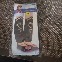FROZEN LEG WARMERS