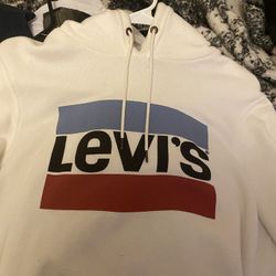 Levi’s Sweater