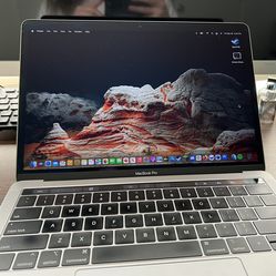 MacBook Pro 13” Like New  flash sale $350