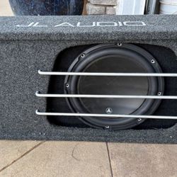 JL Audio HO112RG-W3v3 12” Subwoofer Enclosure – Like New