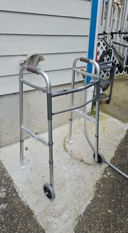 Folding Walker.
