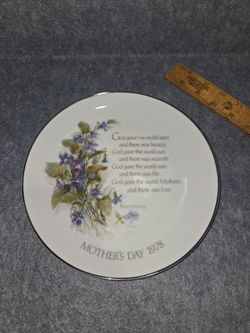Mother's Day 1978 Collectible Porcelain Plate