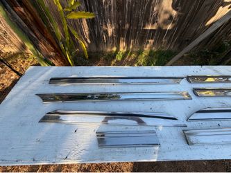 1974 Chevrolet Caprice Classic Side Moldings