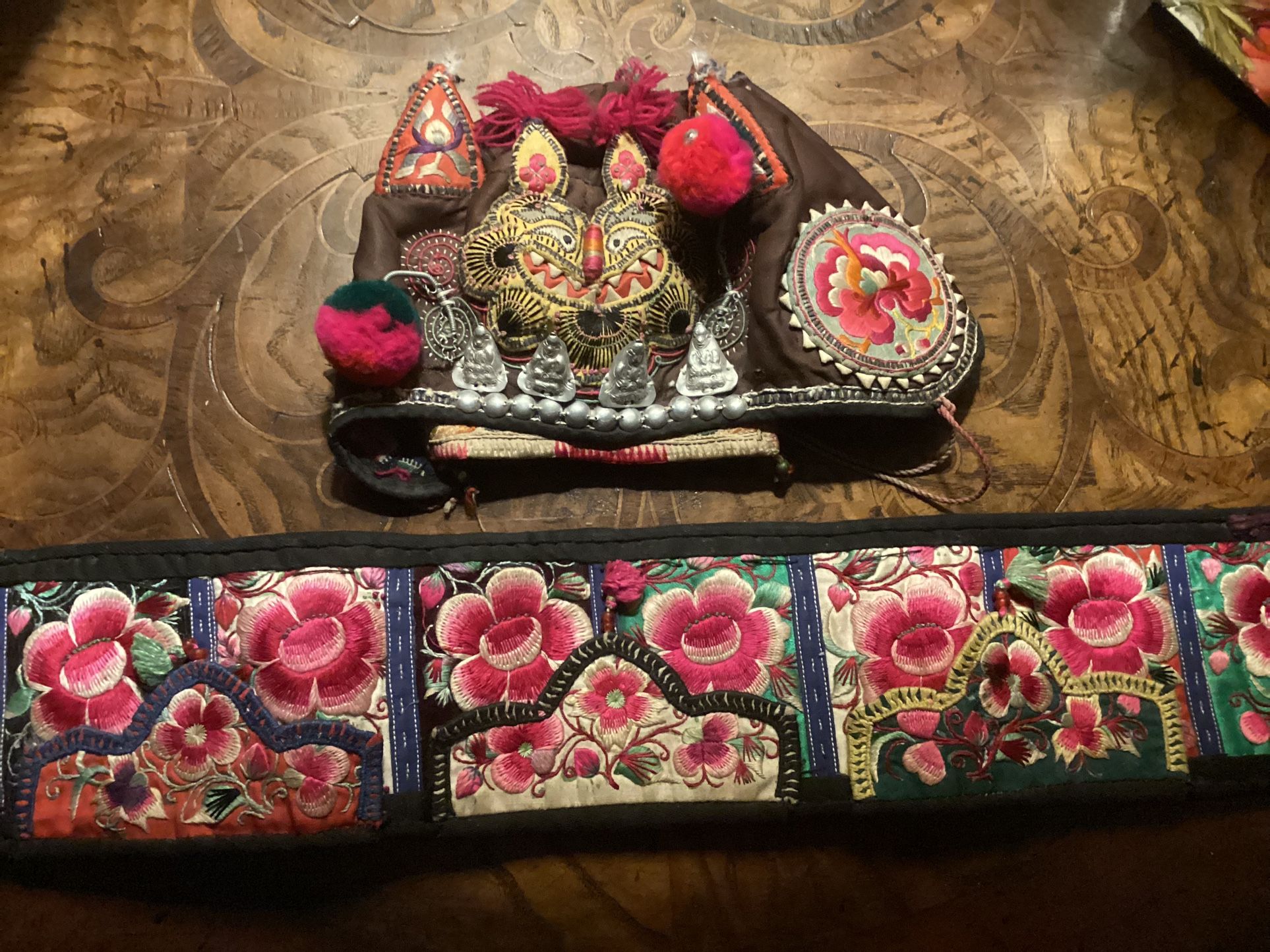 Rare Mongolian Antiquities Textiles SERIOUS COLLECTORS Alert