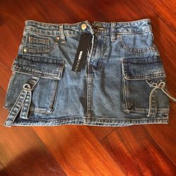 Fashion Nova Skirt 