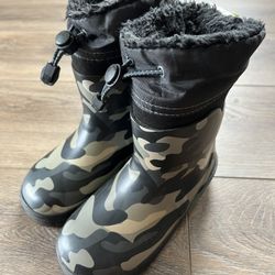 Kids Snow/ Rain Boots Size 9-10