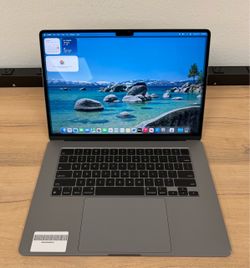 15 inch MacBook Air M2 8 Core***$799
