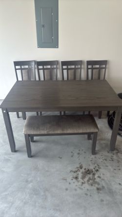 6 seater dinner table
