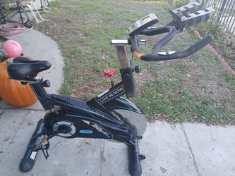 L Now Indoor Cycling Spin Bike