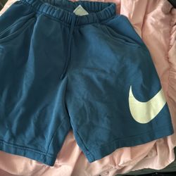 nike shorts