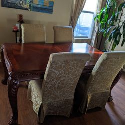 Dinner Table And Chairs 