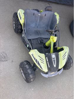 Fisher-Price Power Wheels Dune Racer