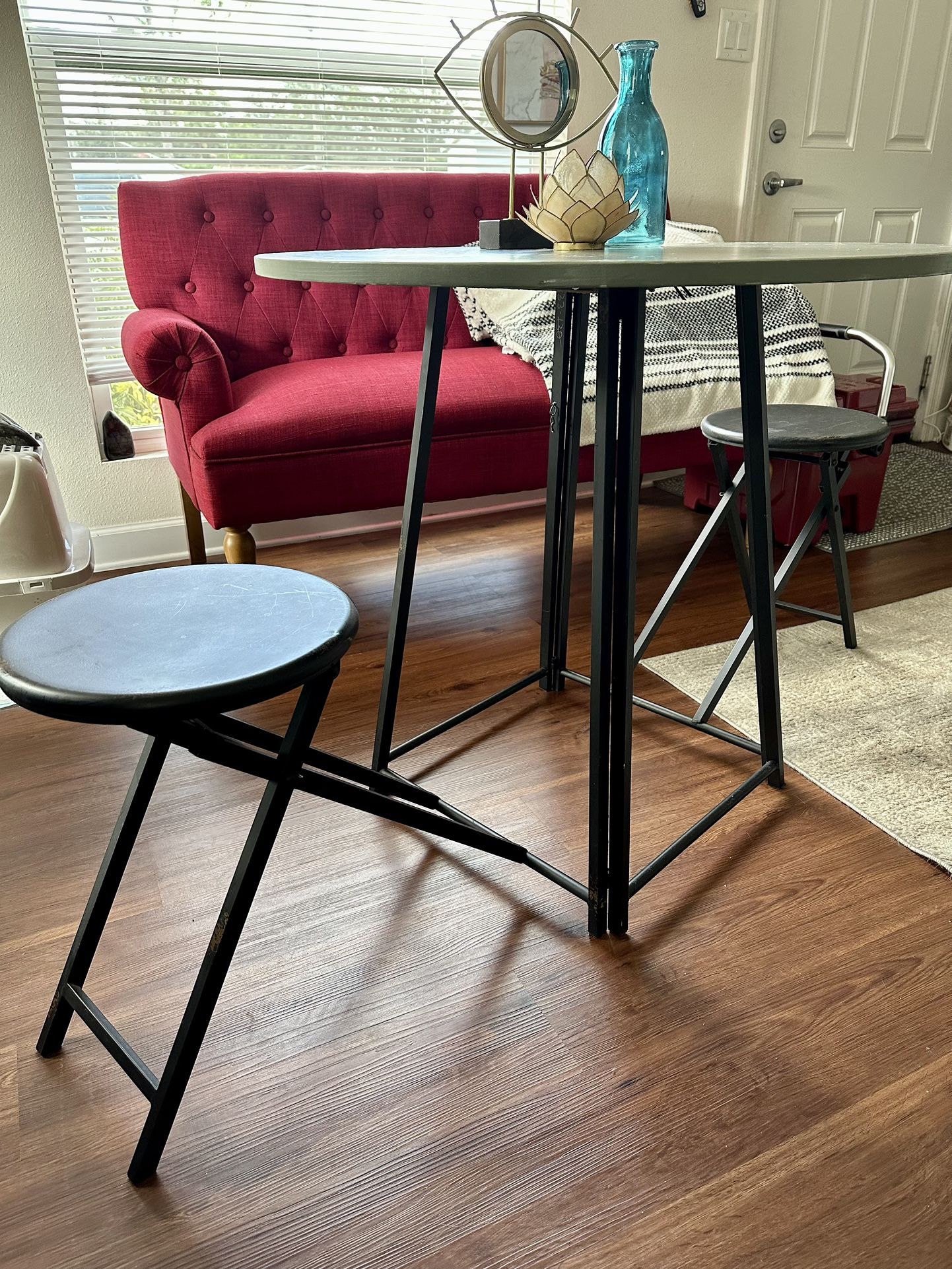 Small Table/built In Chairs 