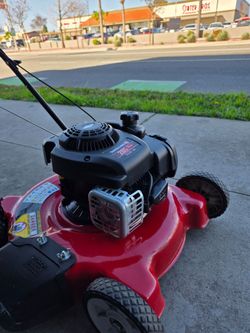 YARDMACHINE GAS 20"IN LANW MOWER