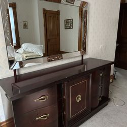 Bedroom set