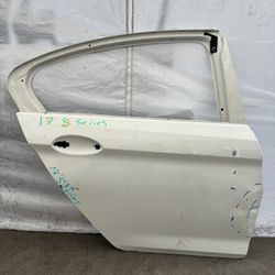 2017 BMW 5series Right Rear Door Shell