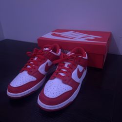 University Red Dunk
