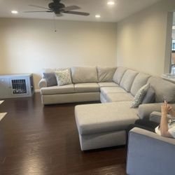 Living Spaces Sofa With Chase