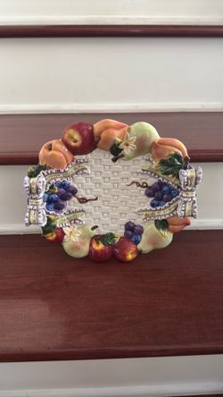 Ceramic serving plater