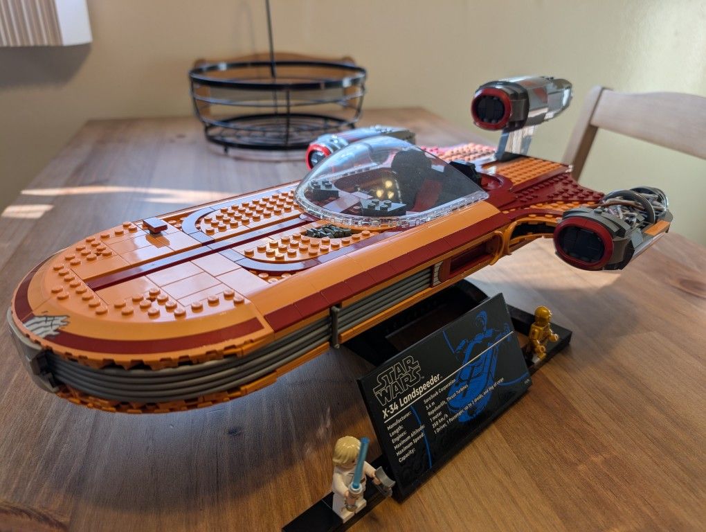 Lego Star Wars UCS X-34 Luke's Landspeeder 75341