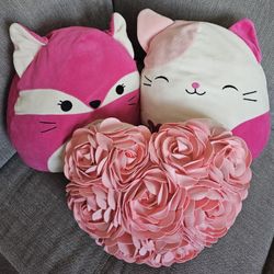 Set Of 2 Plushes And One Pillow 