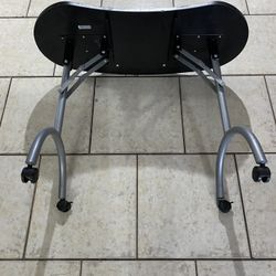 Portable Nail Desk