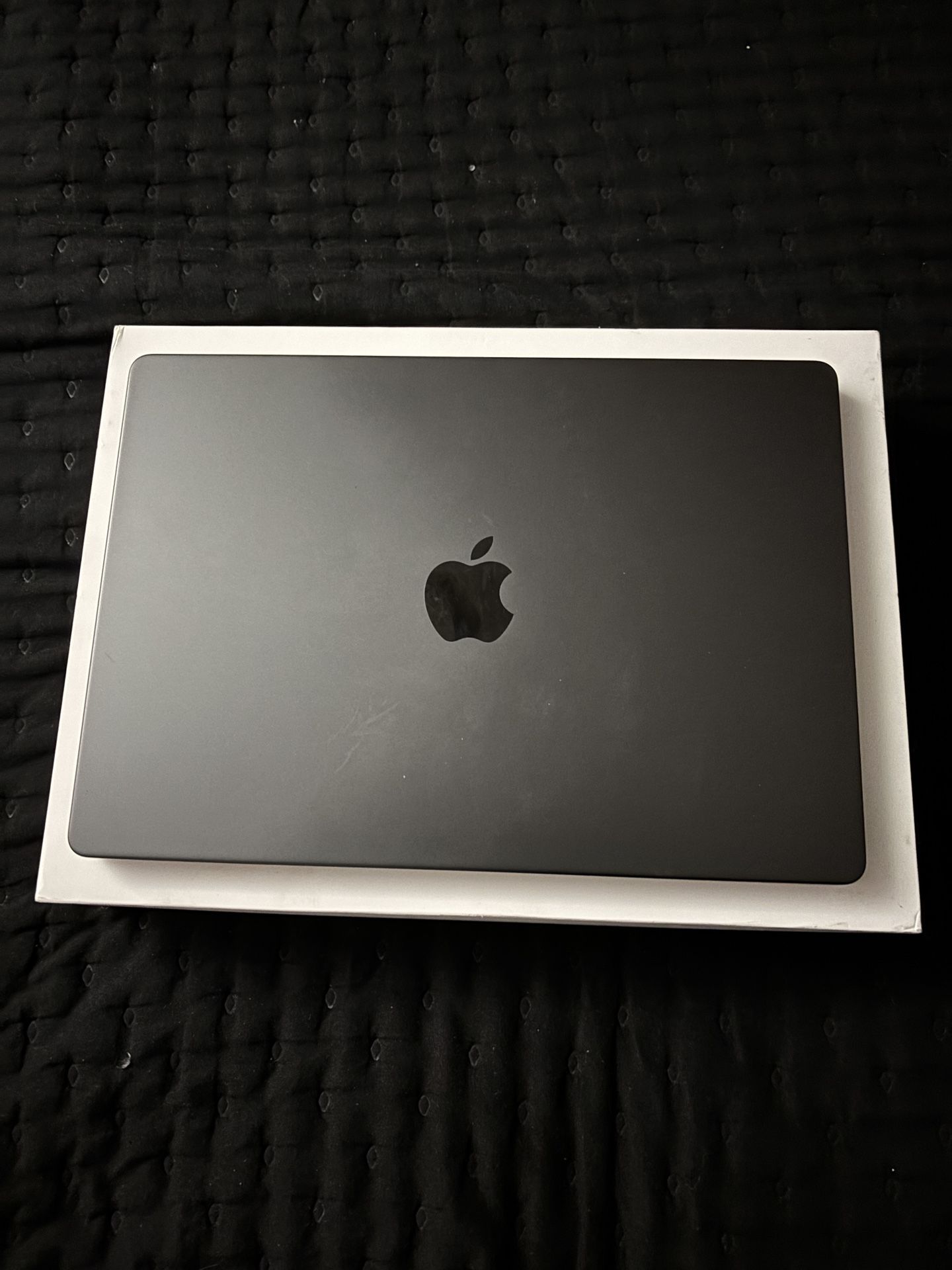 Macbook pro m4
