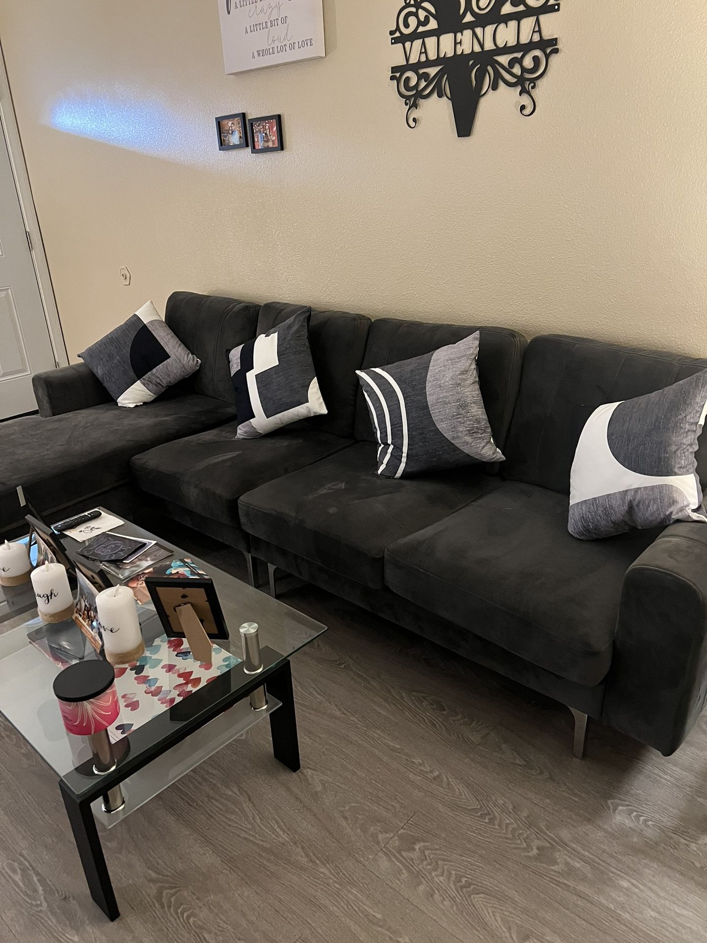 Living Room Set (With Coffee Table & 2 End Tables)