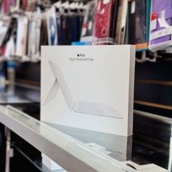 Apple iPad Magic Keyboard Folio