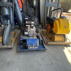 Plate Compactor $70 per day 
Power brush $70 per day 
Jack hammer makita $70 per day 
Trimiadora $70 per day 
Motocierra $70 per day 
Cajas de clavos 