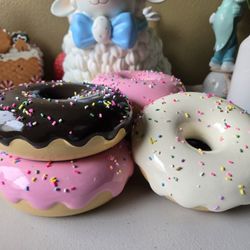Ceramic Doughnuts With Sprinkles 