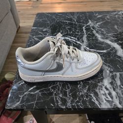 Nike Airforce Size 4 Youth