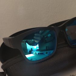 Brand New Smart Glasses With Mic