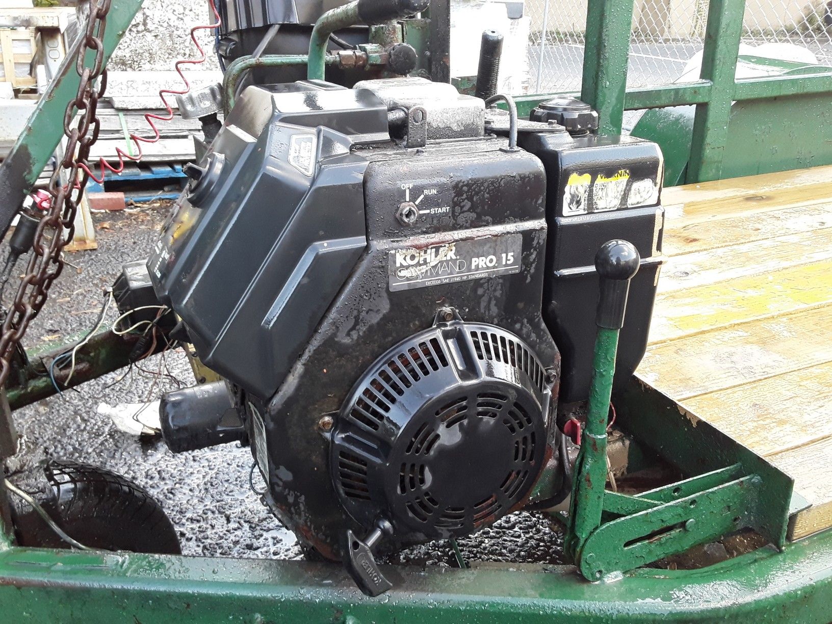 Trailer (Logan vault handler/setter) self propelled for Sale in Orlando