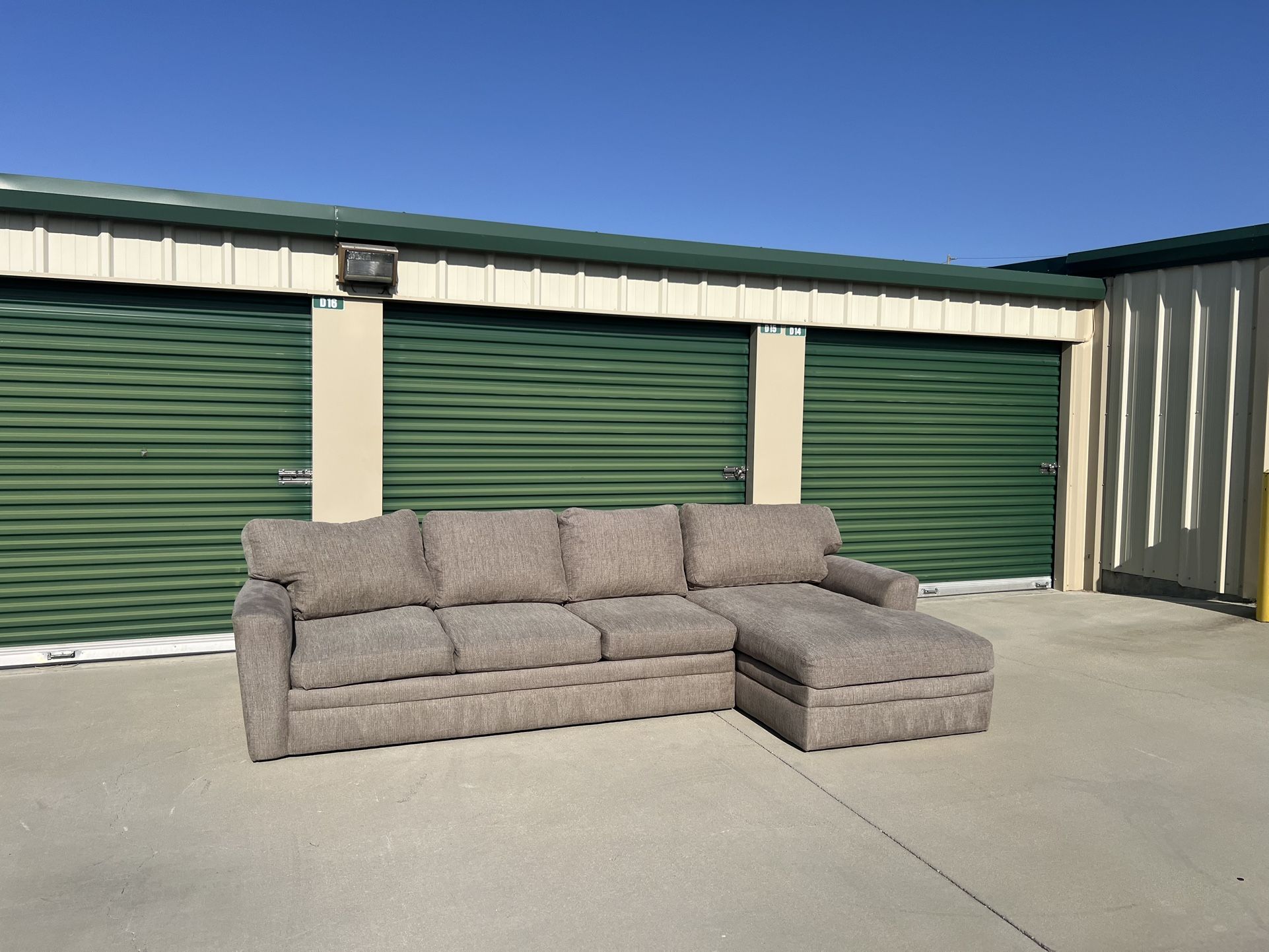 Sectional Sofa Couch With Chaise 136x64 Ashley’s Furniture Free Delivery 🚚