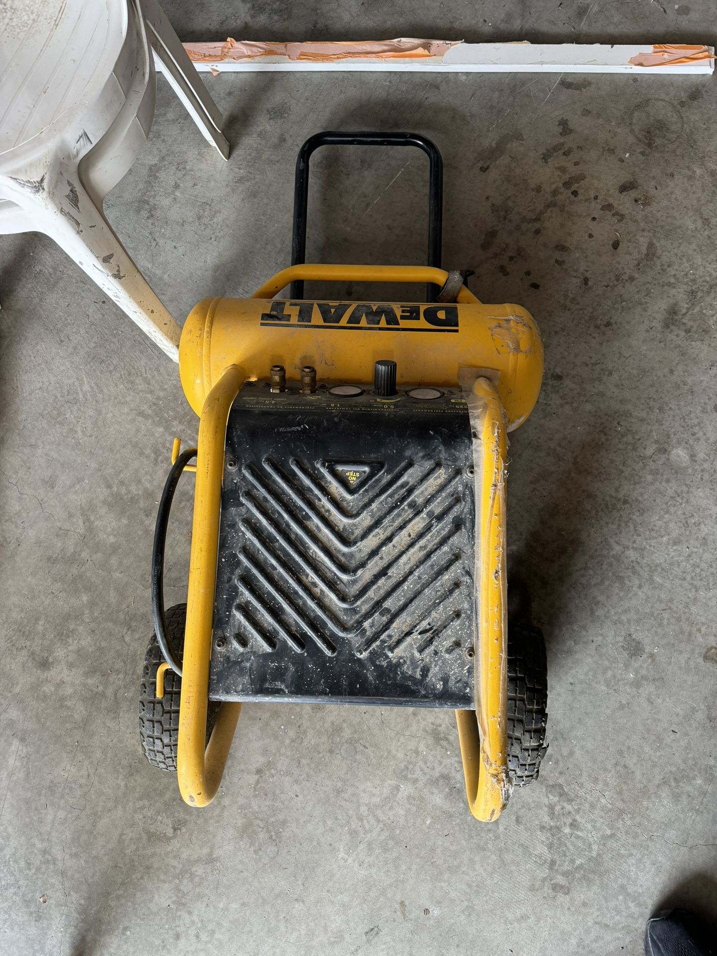 Dewalt Compressor