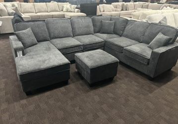 BLACK FRIDAY SALE!! Charcoal gray comfy sectional w/ ottoman