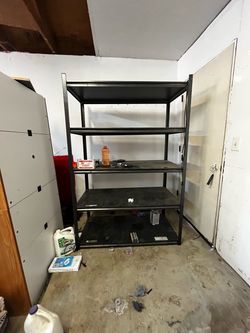 Gorilla shelves