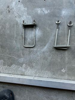 Aluminum ladder stabilizer