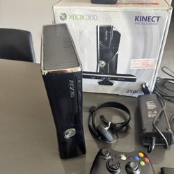 Xbox 360 250GB Kinect Bundle – Special Edition Console + Game – Great Condition!