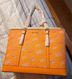 X-Large authentic tote purse new with tags