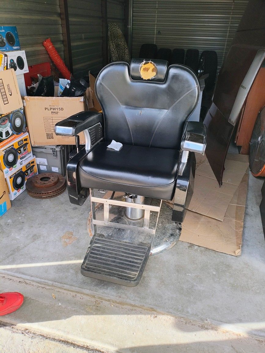 Barber/Styling Chair